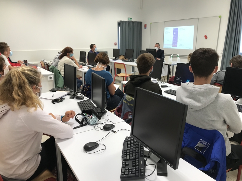 Le portail du marin expliqué aux élèves et personnels du lycée