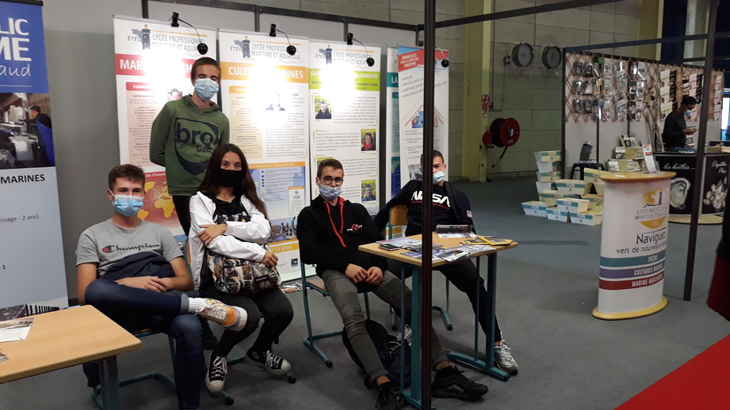 Salon de la conchyliculture de Vannes : le lycée maritime récompense ses bacheliers