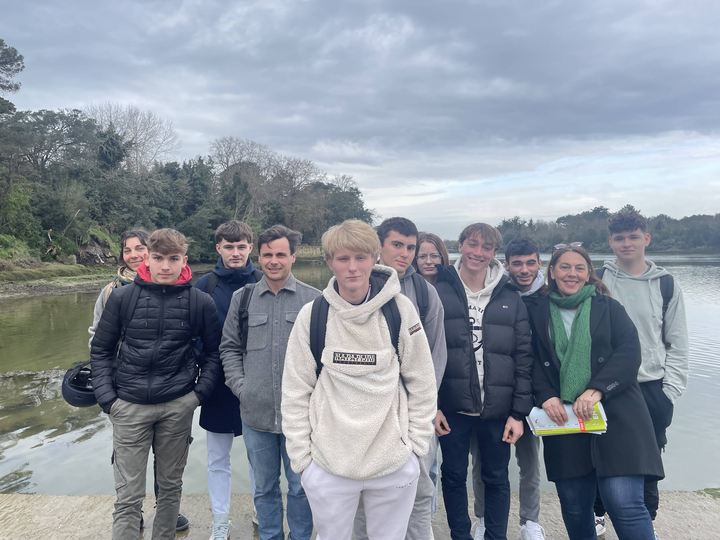 S'ouvrir à d'autres horizons : l'architecte Clément Fabre rencontre la classe de Terminale Cultures Marines