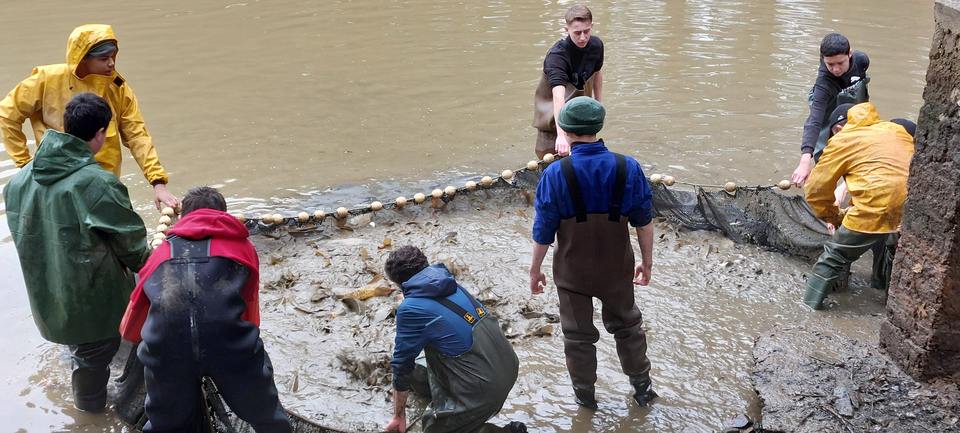 Séjour en eau douce pour les élèves de Seconde Cultures Marines