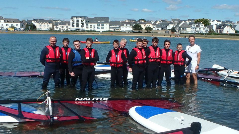 La classe de CAP Maritime de Matelot 1re année en stage de voile pour leur première semaine au lycée