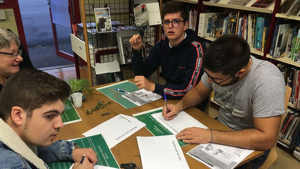 Les élèves de 2nde Cultures Marines réveillent leurs papilles pour la semaine du goût !