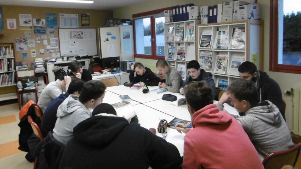 Premier café littéraire pour les élèves de seconde CGEM Pêche