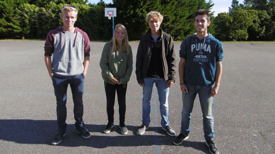 Des élèves du lycée maritime participent à l'Armada de l'Espoir 2016